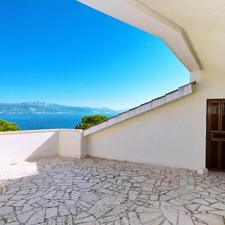 Seaside House Slatine, Ciovo - 748 Дом отдыха Трогир